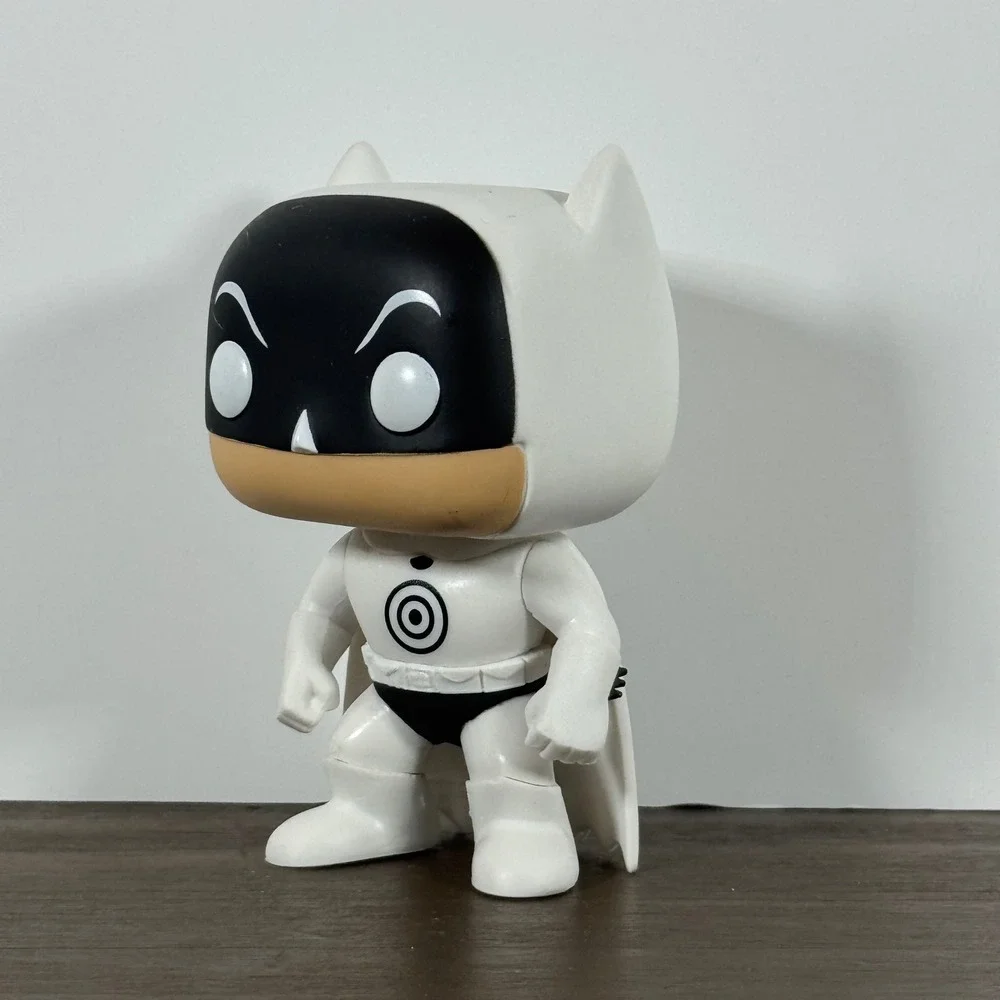 Funko Pop! DC Batman White Lantern Vinyl Figure #139 NYCC Exclusive Loose OOB